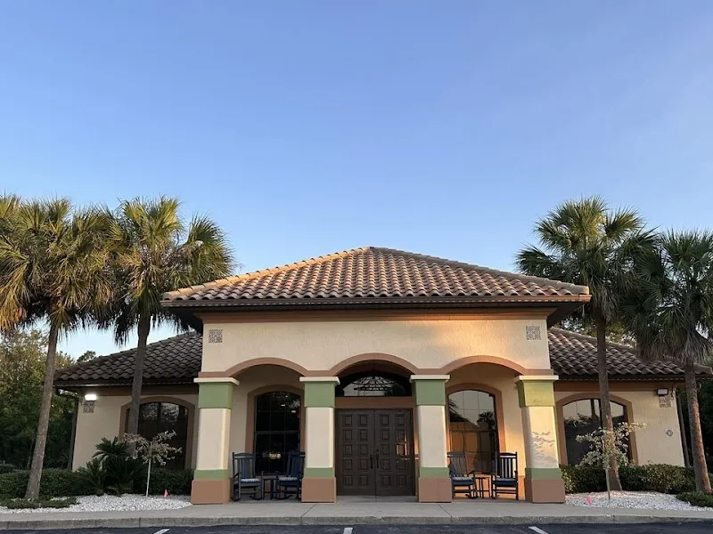 Holy Sh'mokes Cigar & Wine Lounge