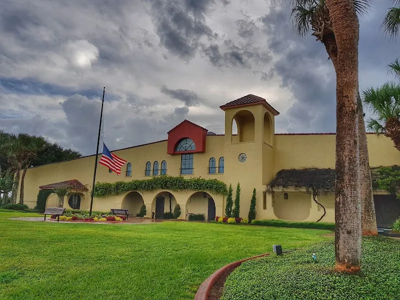 Lakeridge Winery & Vineyards