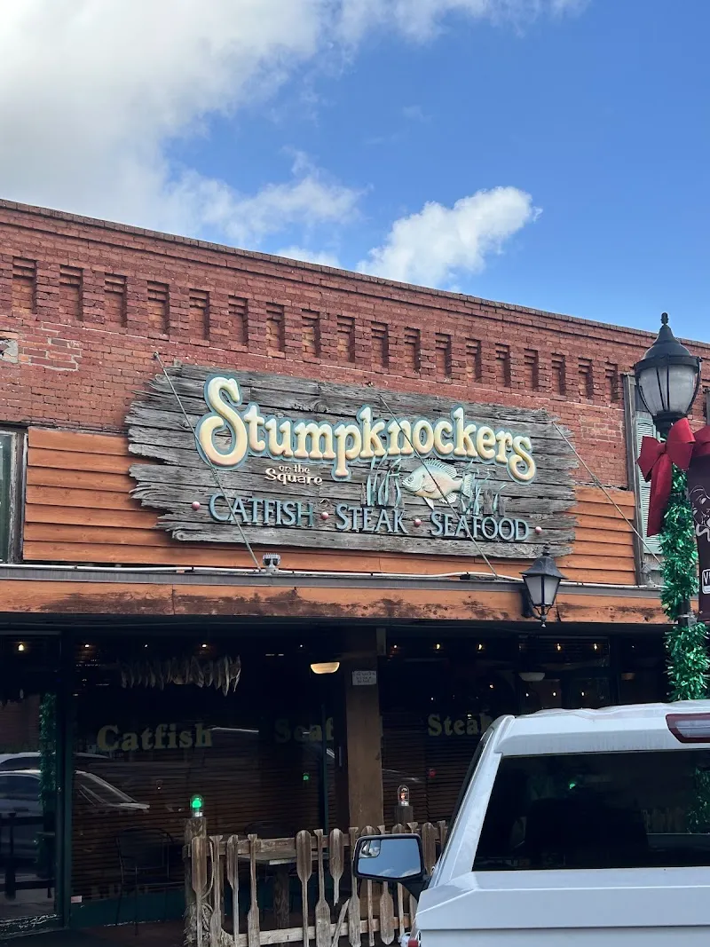 Stumpknockers Restaurants