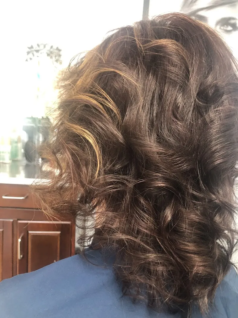 The White Daisy A Salon & Day Spa